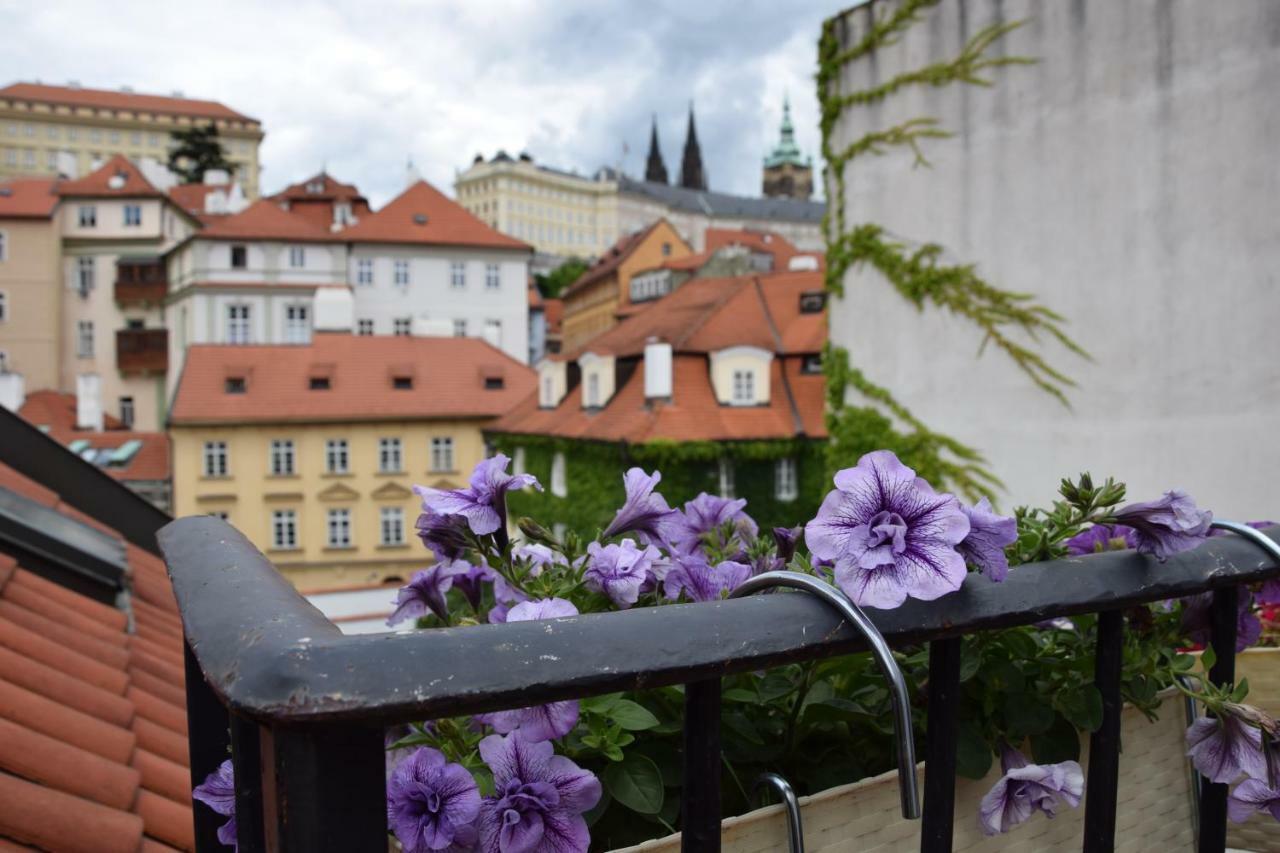 Apartman Mala Strana Prague Luaran gambar