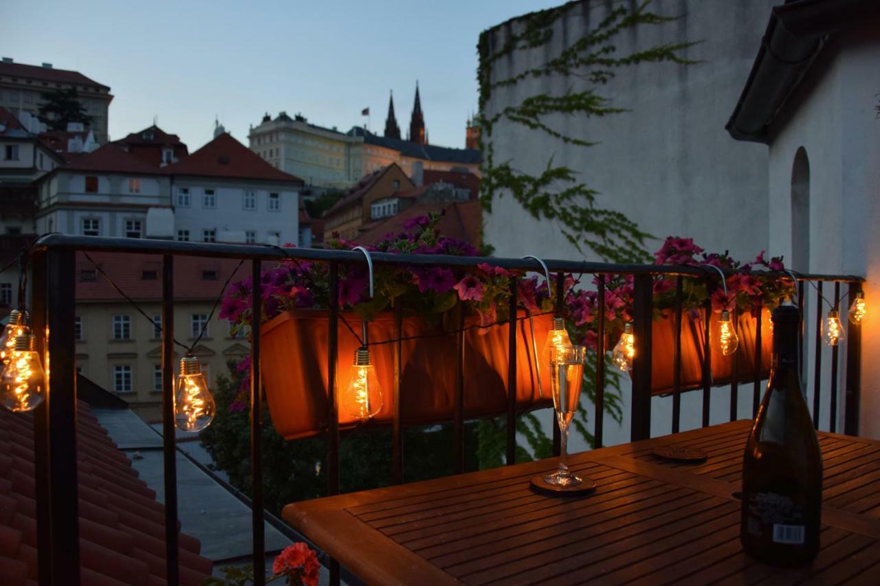 Apartman Mala Strana Prague Luaran gambar